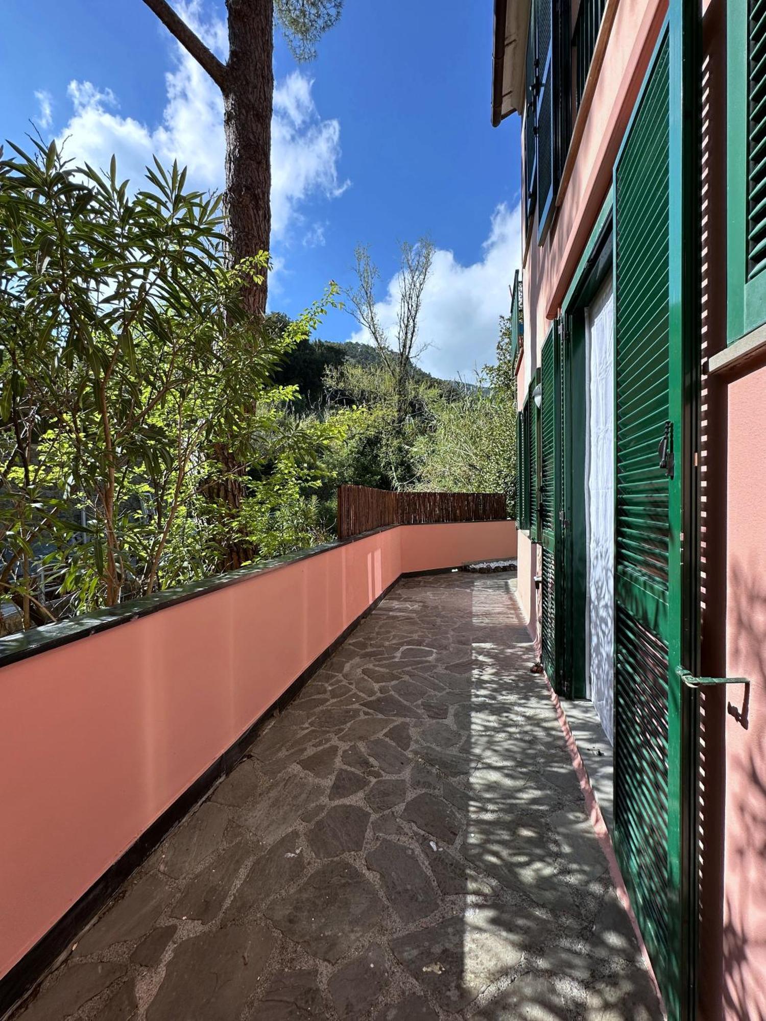 Terrace & Parking - Holiday Home Near Fegina Beach Monterosso al Mare Extérieur photo