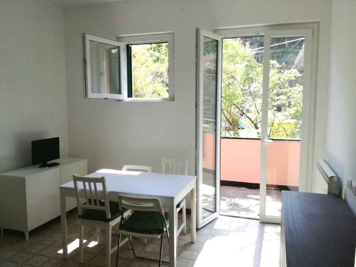 Terrace & Parking - Holiday Home Near Fegina Beach Monterosso al Mare Extérieur photo